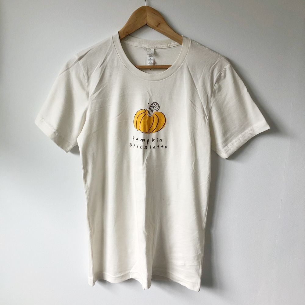 ✨NWOT✨ ‘Pumpkin Spice Latté’ Fall Graphic Tee